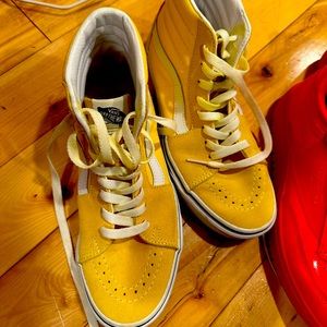 Yellow vans size 7 women’s . Worn 1 time.